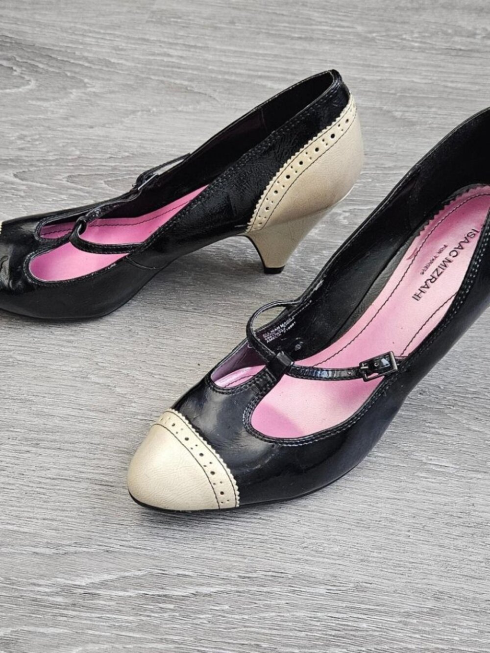 Isaac Mizrahi Women's Black Courts